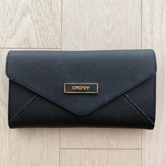 Saffiano Leather Envelope Flap Wallet - Picture 1 of 4